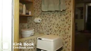 Hot girl on toilet