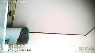 Poop and look at the camera