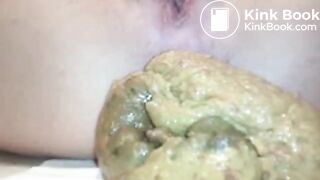 GROSS smelly Shit