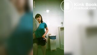 toliet10