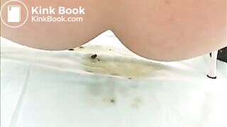Jap Girl Enema Poop While Masturbating