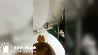 Runner Girl Toilet Mess