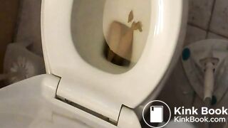 Porcelain Lilith Farting and Pooping (5)