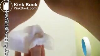 Girl Clogs The Toilet With Her Big Logs