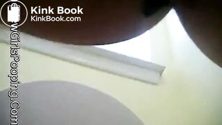 Girl Clogs The Toilet With Her Big Logs