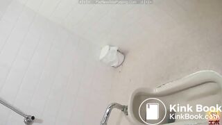 girl noticed that she is being filmed while shitting