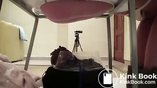 Spanish girls pooping on slave (3)