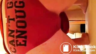 red panty poop