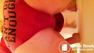 red panty poop