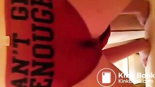 red panty poop
