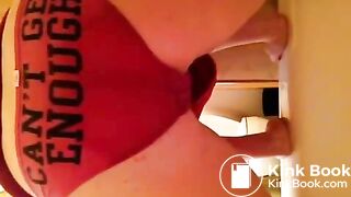 red panty poop