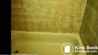 shitting in bathtub