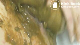 Maria fart and poop