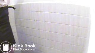  girl pushing a pile of shit out and moans 2