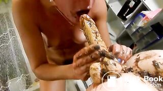 DIRTY RUSSIAN GIRL LICKING SCAT