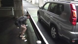 3 shitting