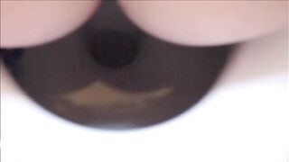 My gf shitting in the toilet