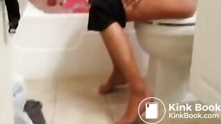 Toilet42