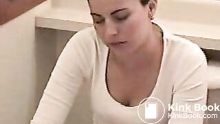 Shitting2