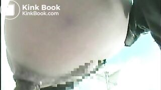 japanese women takes a big  poop with prepoop fart