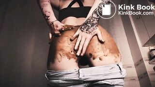 MY FAVORITE KIND, Wearing jeans