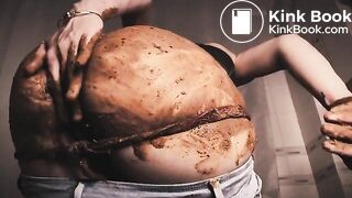 MY FAVORITE KIND, Wearing jeans