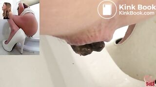 My Goddess Pooping