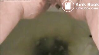 HOT CREAMY POOP