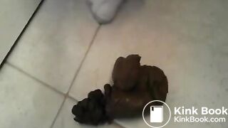 Cute Girl Farts and Shits