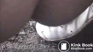 GirlPooping (3)