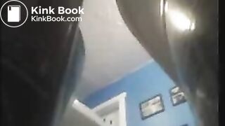 toilet f f f