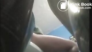 toilet f f f