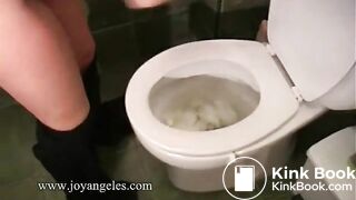 Loud and Powerful Farts while Pooping (Myranda)