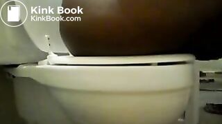 Black Girl Pooping and Farting