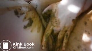Amateur couple having messy scat sex (Clip 1)