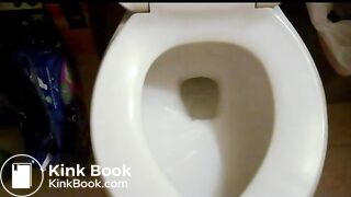 Porcelain Lilith Farting and Pooping (12)