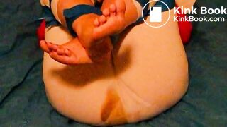 Peeprincess white pantyhose enema release