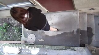 2 shitting