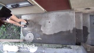 2 shitting