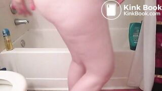 Chubby redhead pooping