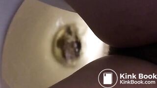 Girlfriend Pooping