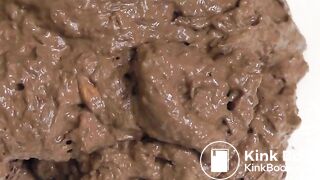 creamy poo