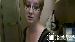 Porcelain Lilith Farting and Pooping (2)