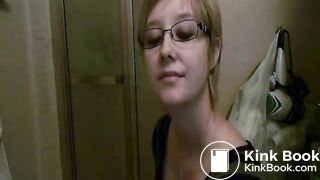 Porcelain Lilith Farting and Pooping (2)
