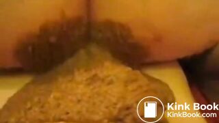 SHITTING WHILE FUCKING