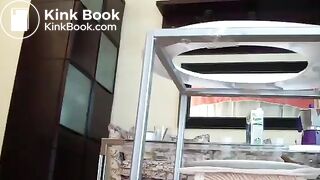 Spanish girls pooping on slave (21)