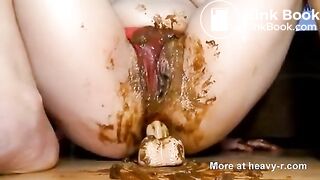 Riding And Shitting On Dildo
