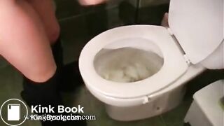 Loud Powerful Farts While Pooping