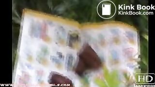 Women Pooping 1