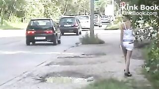 Natural Girls shitting